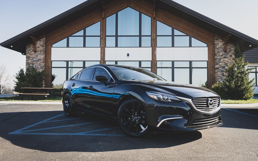 Jet Black Mica 2016 Mazda MAZDA6 i Grand Touring Sedan Front-Wheel Drive 6-Speed Automatic