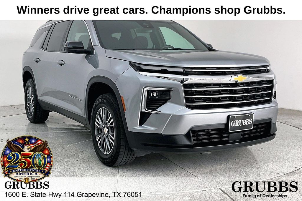 Sterling Gray Metallic 2024 Chevrolet Traverse SUV / Crossover Front-Wheel Drive 8-Speed Automatic