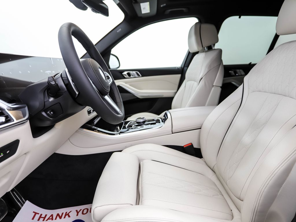 2026 BMW X5 xDrive50e 11