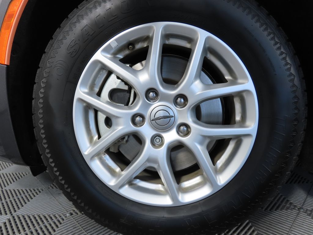 2022 Chrysler Pacifica Touring L 31