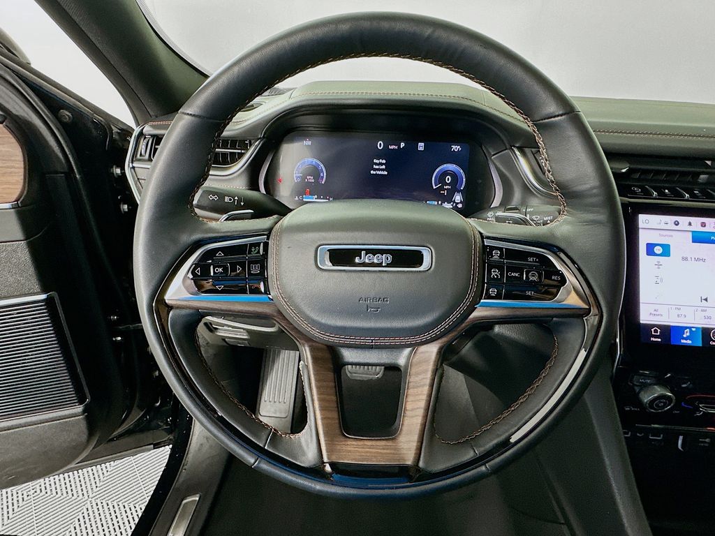 Thumbnail: 2024 Jeep Grand Cherokee - 11