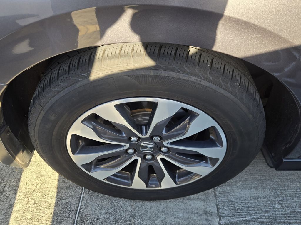 2024 Honda Odyssey - $30,774