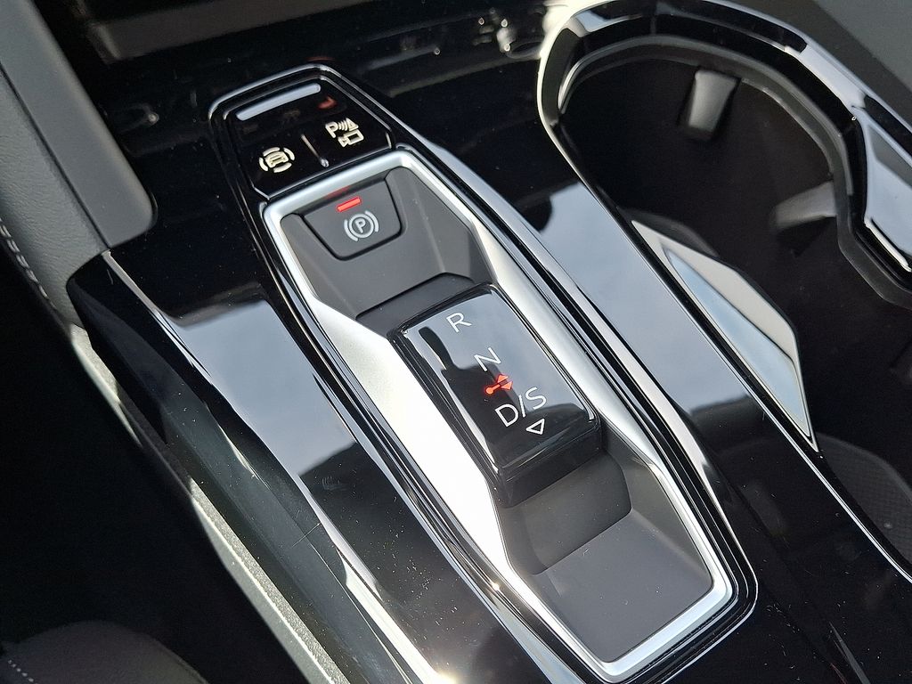 Thumbnail: 2026 Audi Q5 - 12