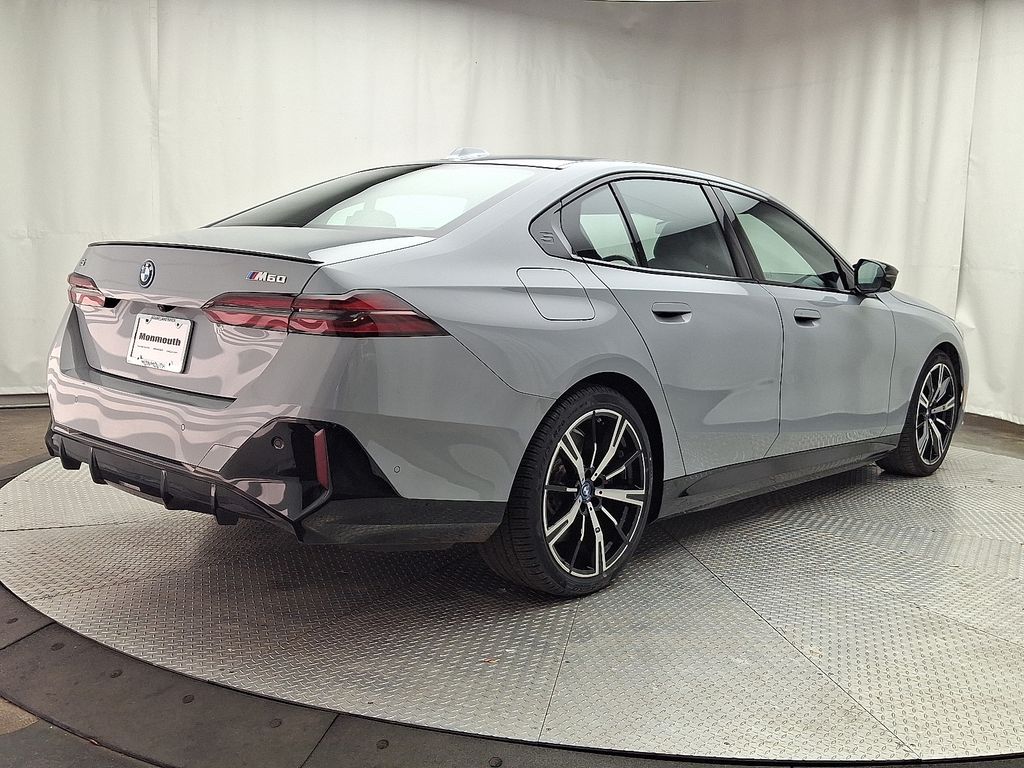 Thumbnail: 2024 BMW i5 - 4