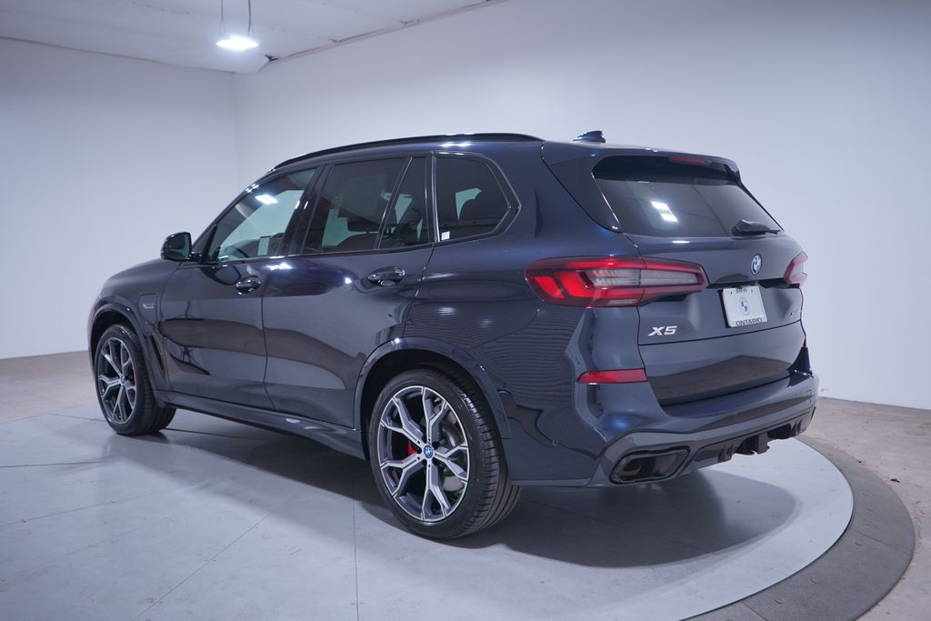 Thumbnail: 2022 BMW X5 - 3