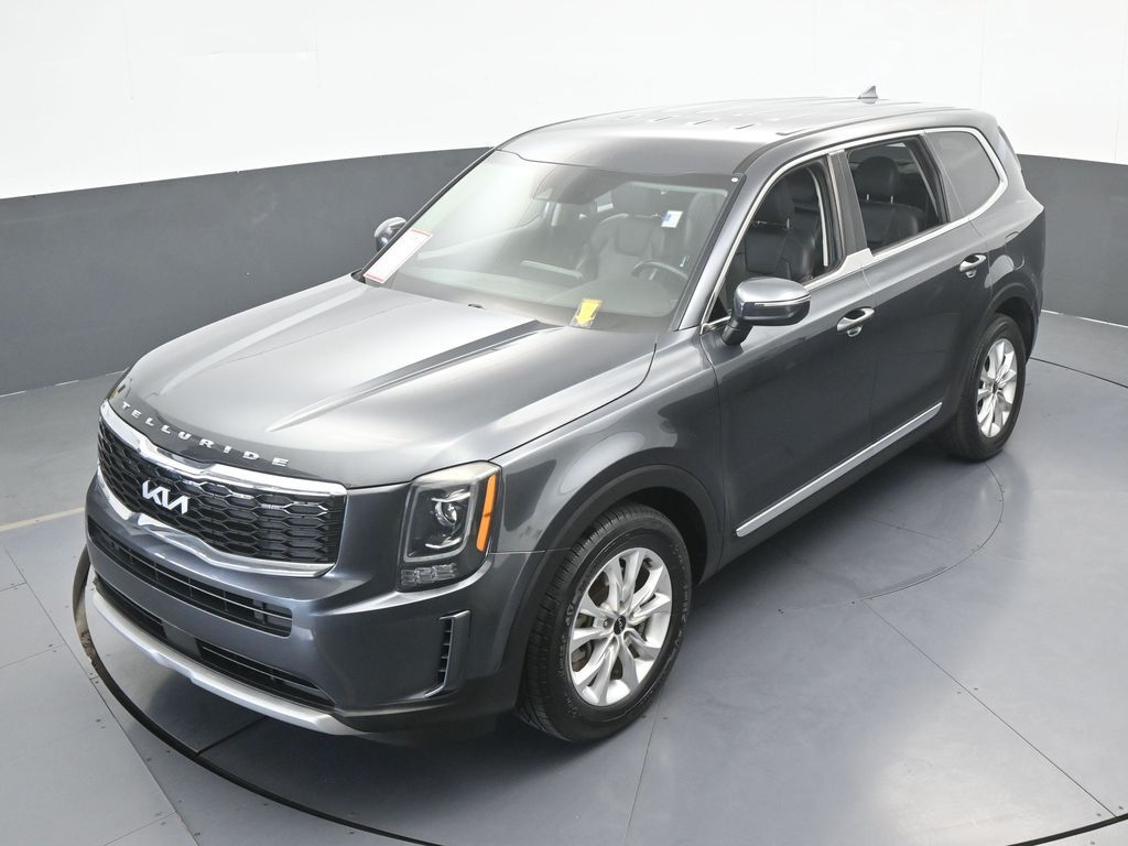 Used 2022 Gravity Gray Kia LX image 47