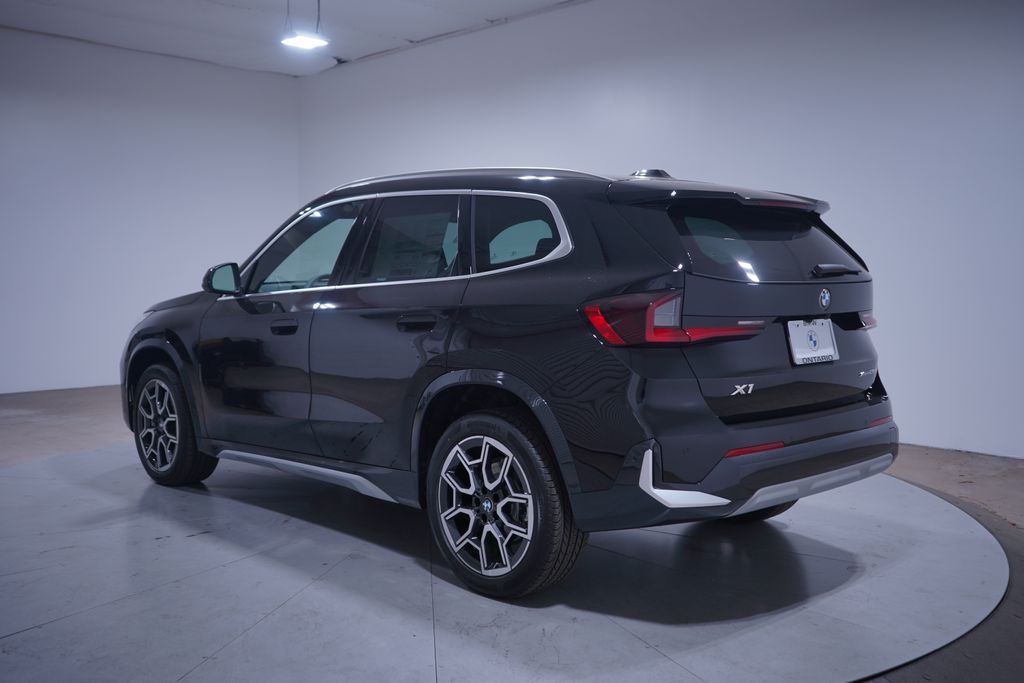 Thumbnail: 2025 BMW X1 - 3