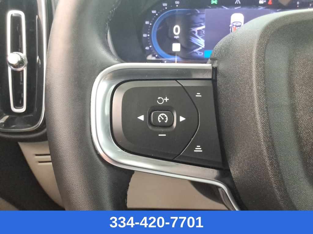 used 2023 Volvo XC40 car, priced at $29,397