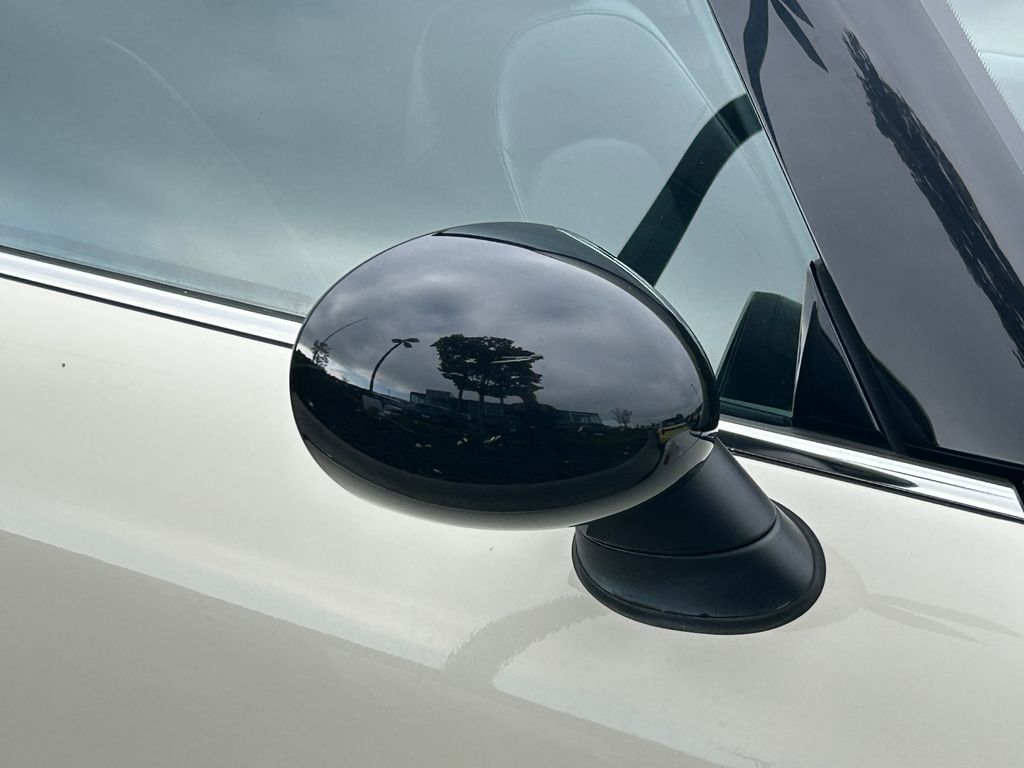 Thumbnail: 2016 MINI Cooper - 10