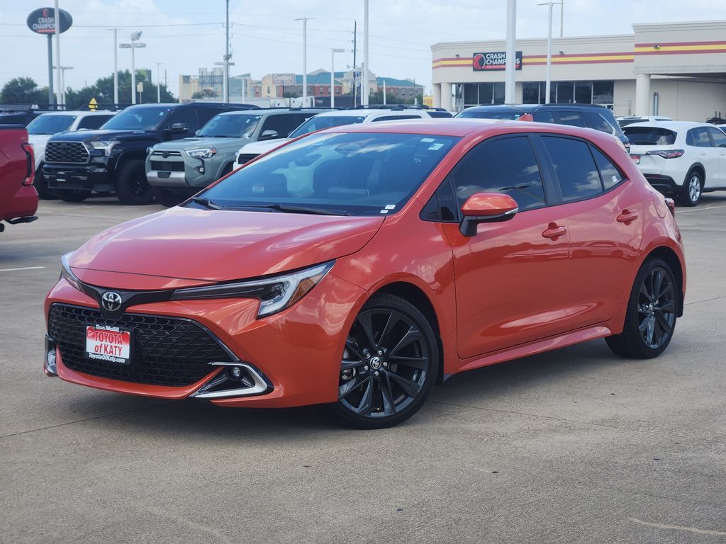 Inferno Red 2025 Toyota Corolla Hatchback Hatchback Front-Wheel Drive Continuously Variable Transmission