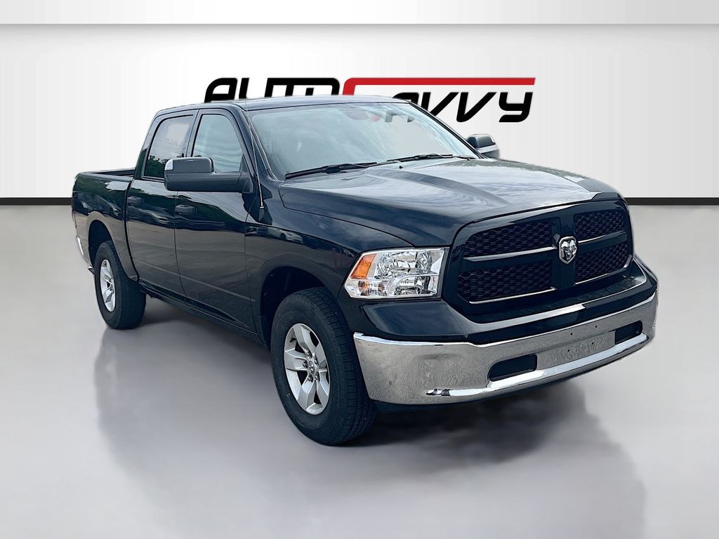 2023 RAM 1500 Classic SLT 4x4 Crew Cab 5'7's photo