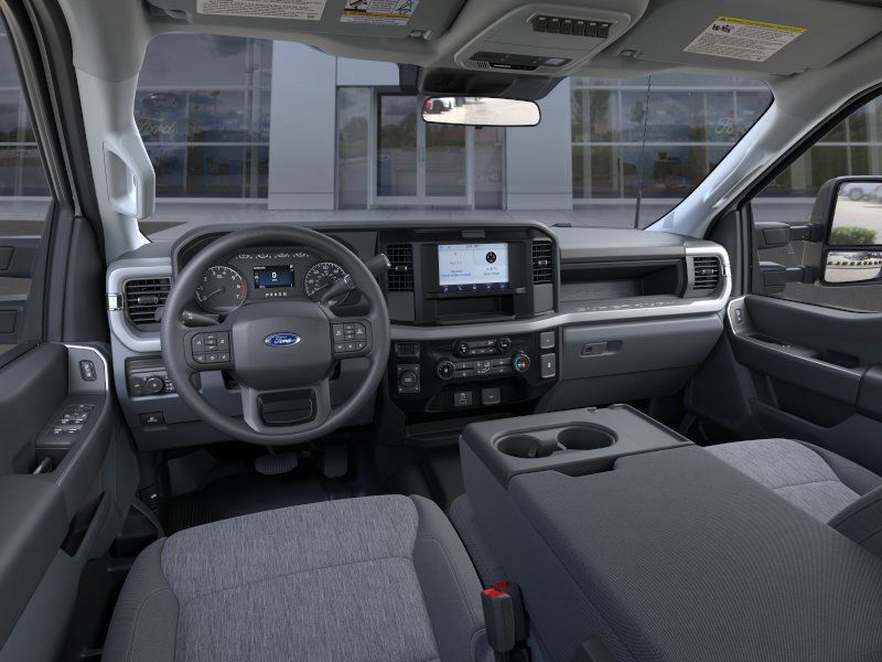2025 Ford F-350SD  photo