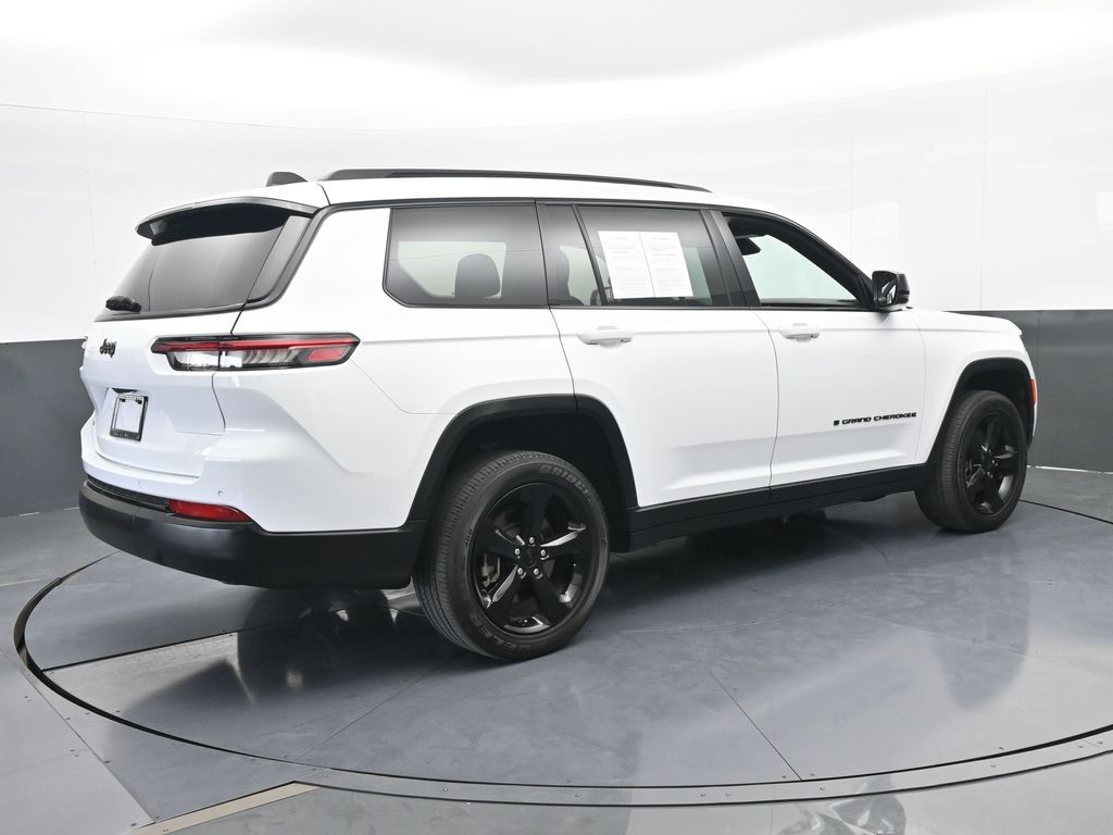 Used 2023 Bright White Clearcoat Jeep Altitude image 6