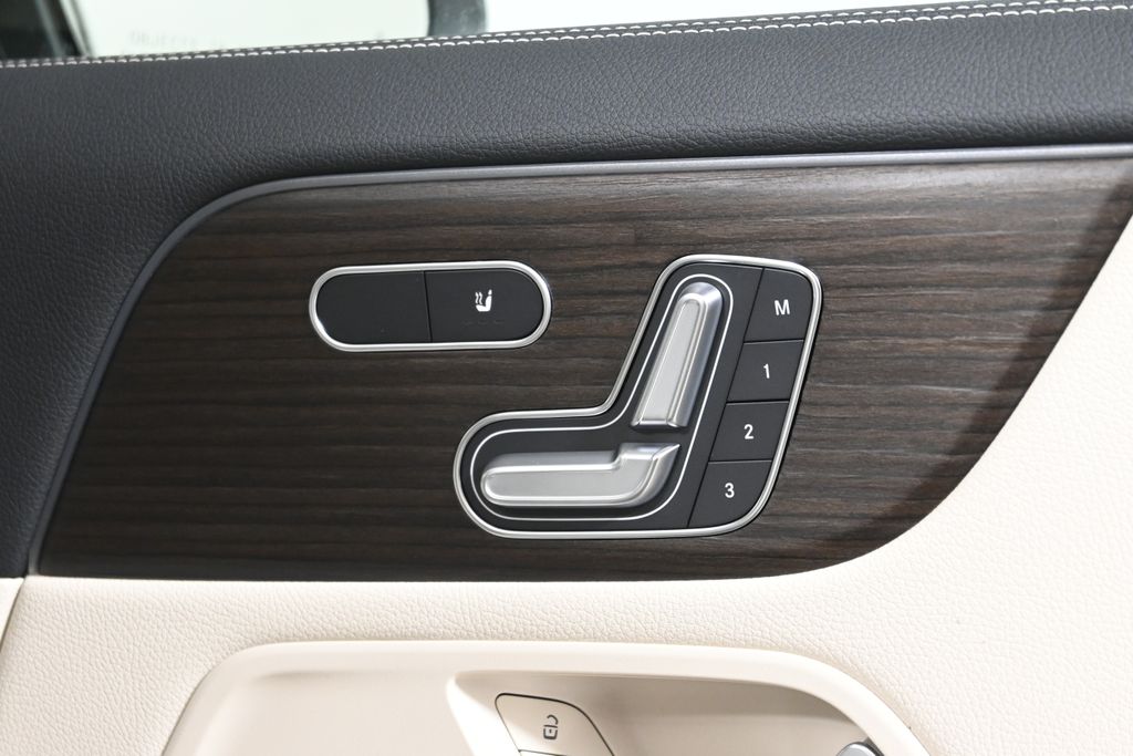 Thumbnail: 2026 Mercedes-Benz GLA - 23