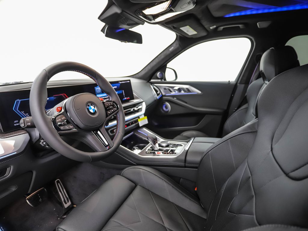 Thumbnail: 2026 BMW XM - 11