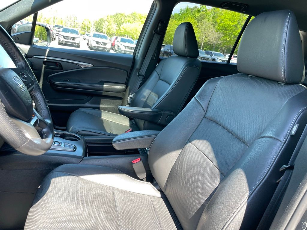 Thumbnail: 2023 Honda Passport - 26