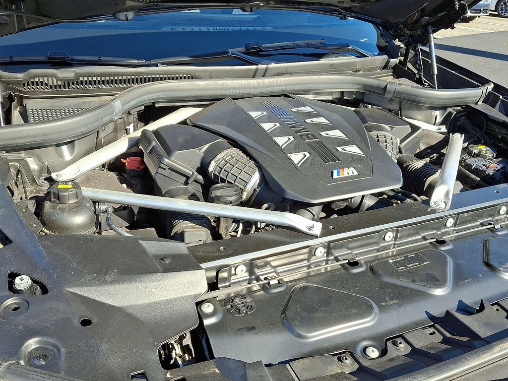 Thumbnail: 2023 BMW X7 - 32