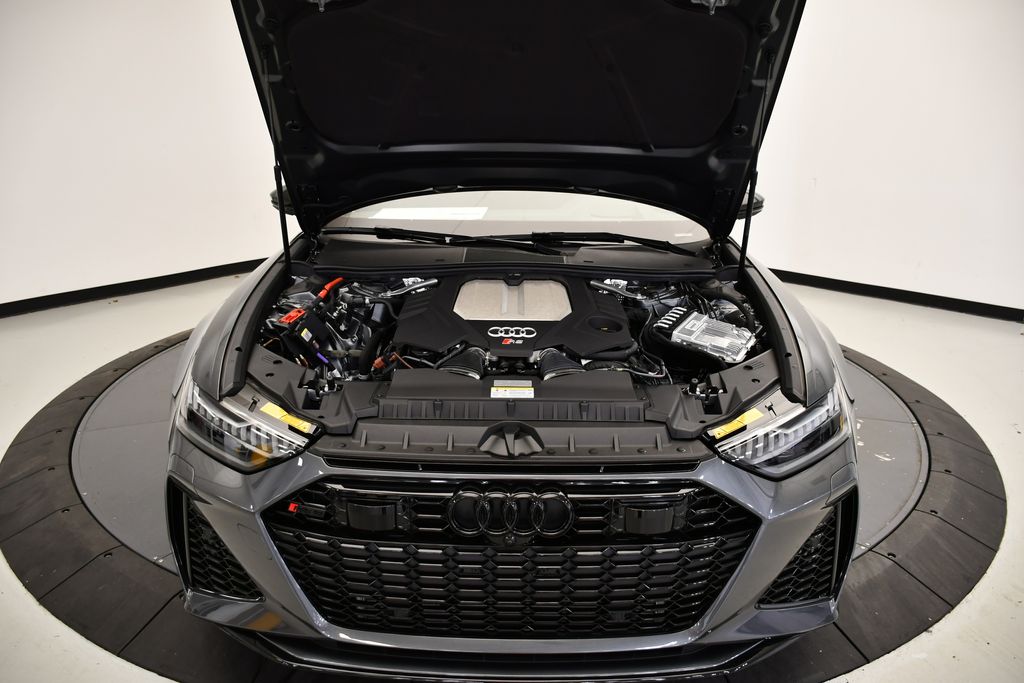 Thumbnail: 2026 Audi RS 6 - 11