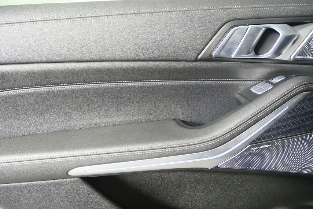 Thumbnail: 2020 BMW X7 - 14
