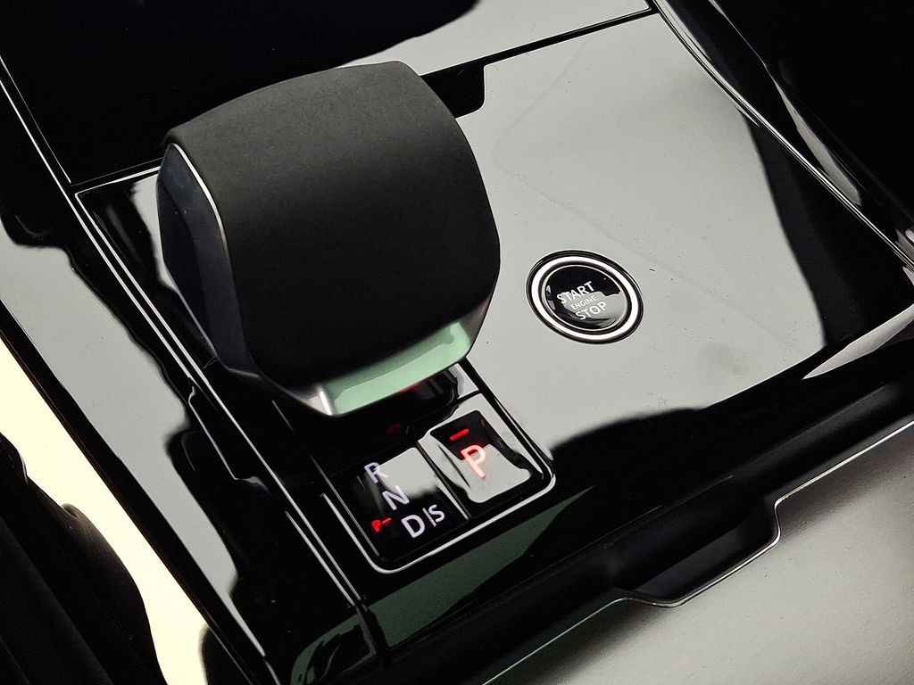 Thumbnail: 2026 Land Rover Range Rover Sport - 12