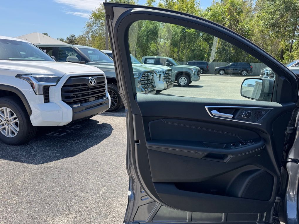 Used 2024 Ford Edge SUV