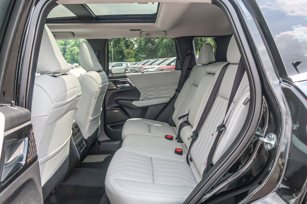 2025 Mitsubishi Outlander SEL 2.5 S-AWC