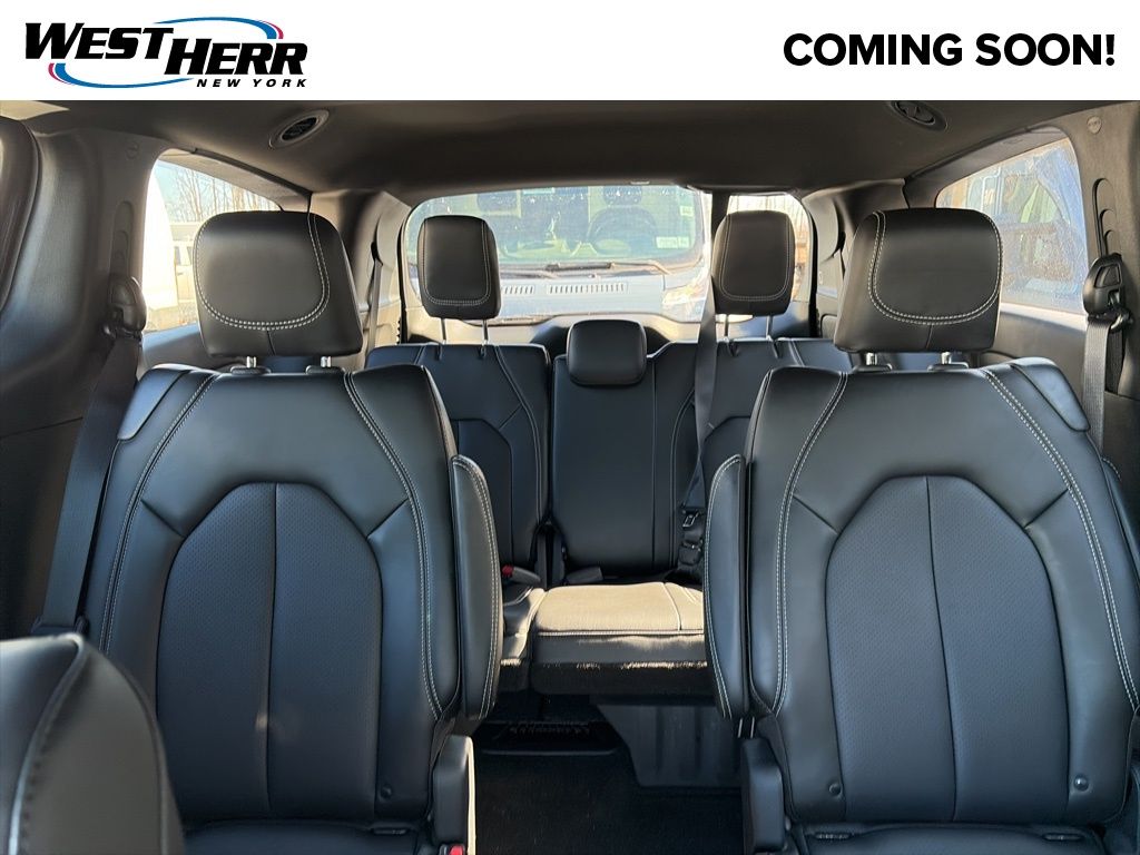 Used 2026 Black Chrysler Select image 8