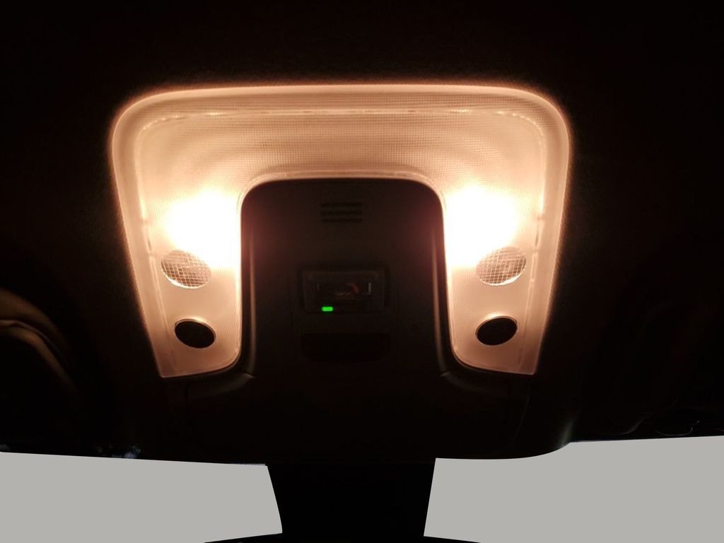 Used Car 2021 Toyota Prius  Le For Sale Under $25,000 In Austin, Texas