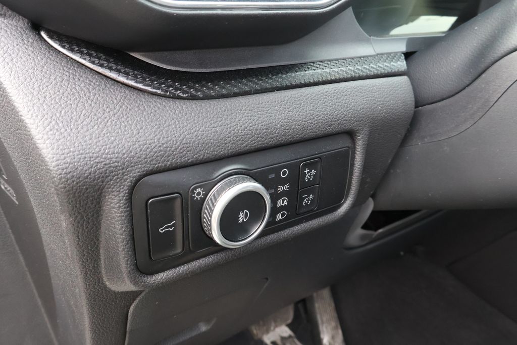 Thumbnail: 2023 Ford Explorer - 19