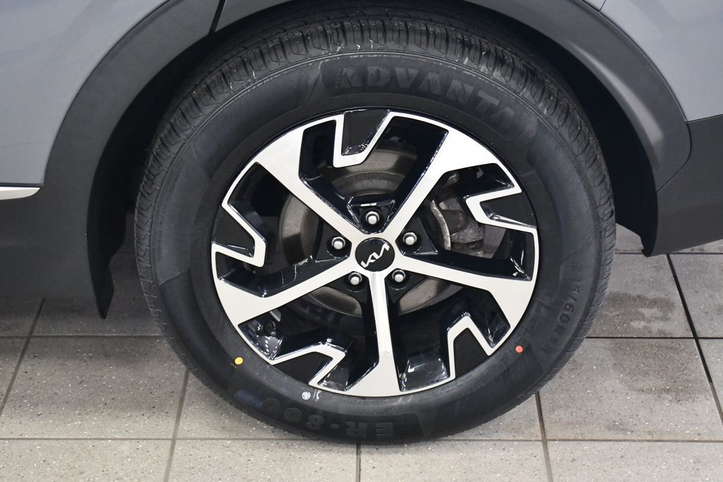 Thumbnail: 2023 Kia Sportage - 13