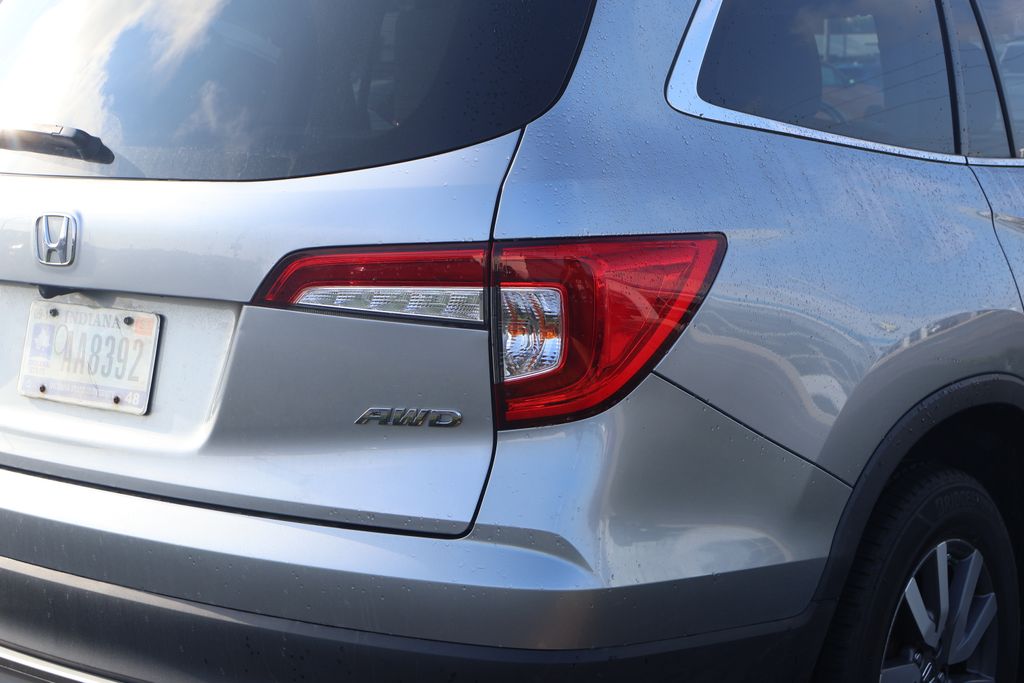Thumbnail: 2019 Honda Pilot - 9