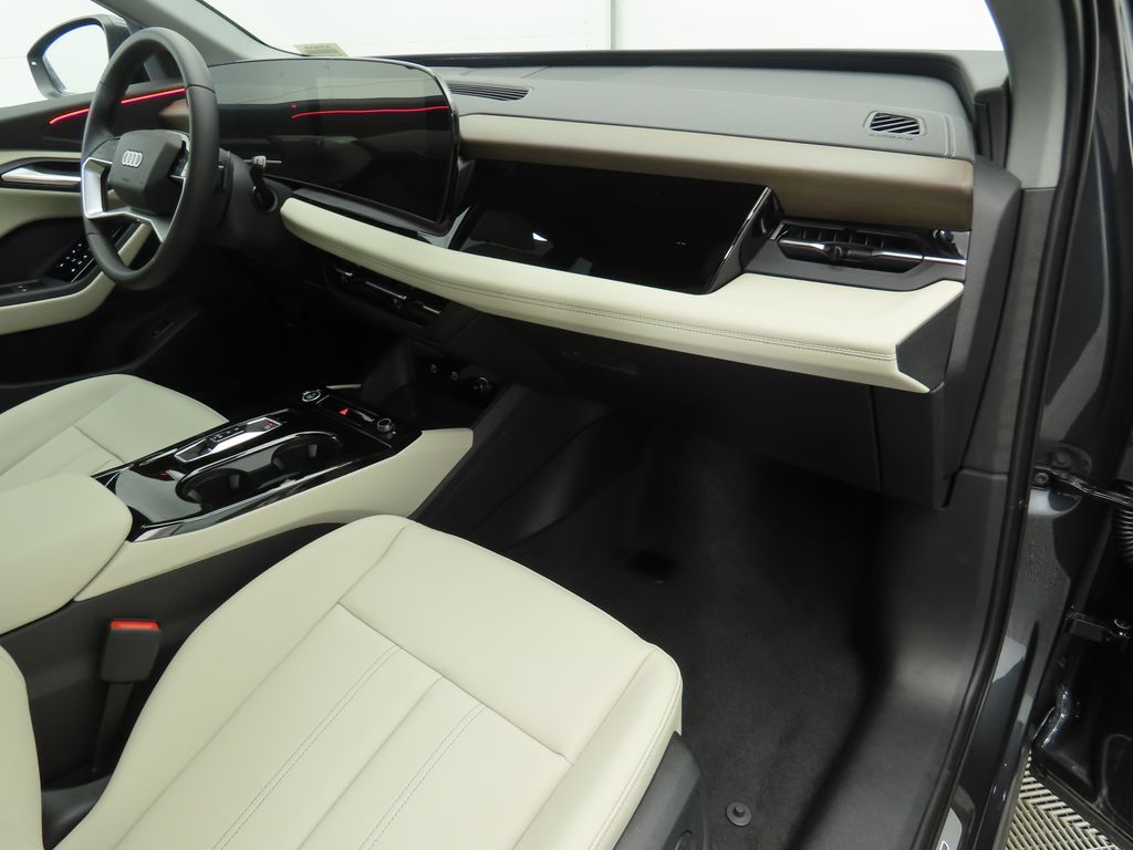 Thumbnail: 2025 Audi Q6 e-tron - 19