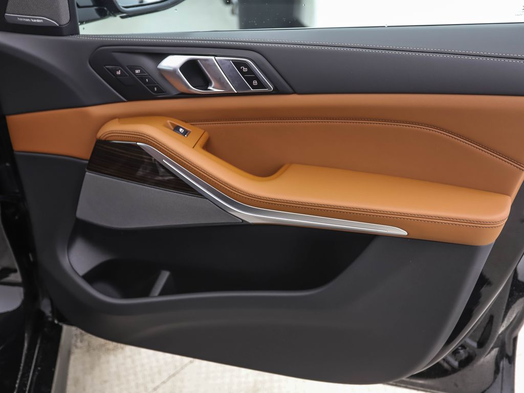 Thumbnail: 2026 BMW X5 - 27