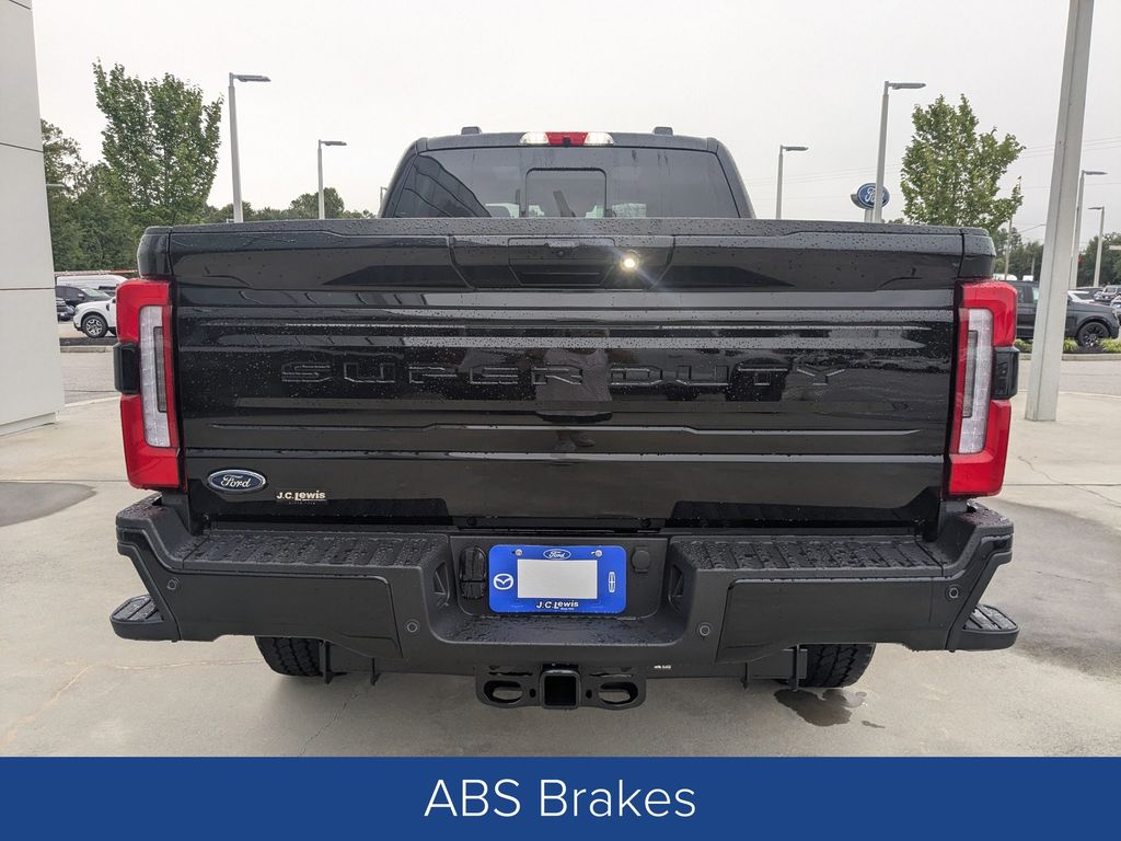 2025 Ford F-350 Super Duty Platinum