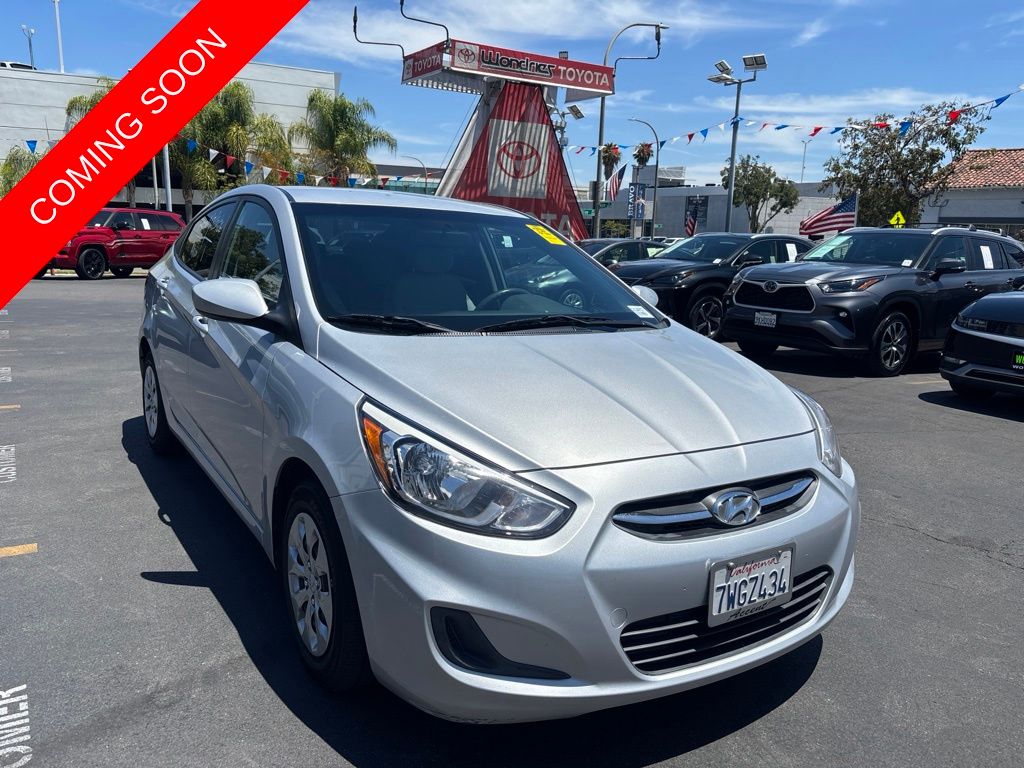 Ironman Silver Metallic 2016 Hyundai Accent Sedan Front-Wheel Drive 6-Speed Automatic