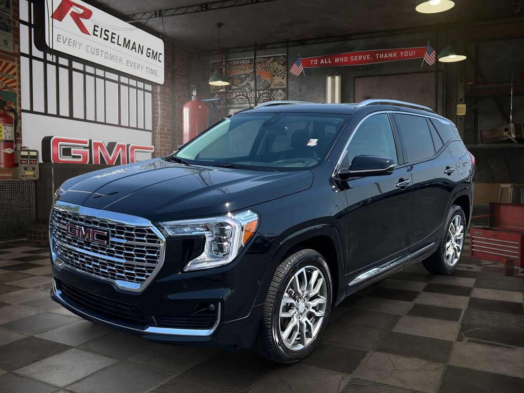 Black (Ebony Twilight Metallic) 2024 GMC Terrain Denali AWD SUV / Crossover All-Wheel Drive 9-Speed Automatic
