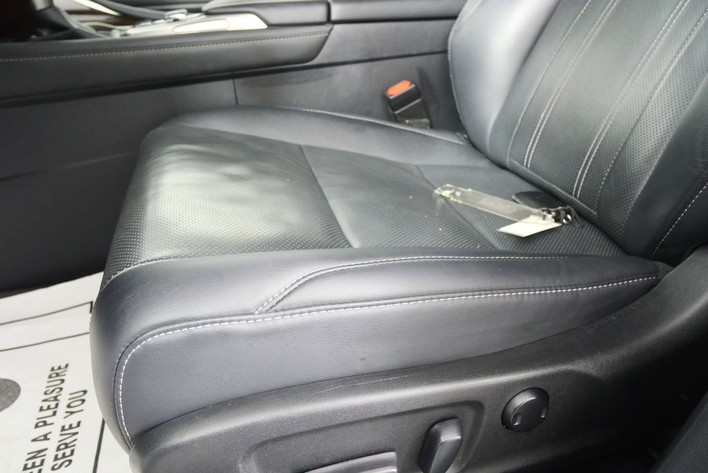 Thumbnail: 2017 Lexus RX - 10