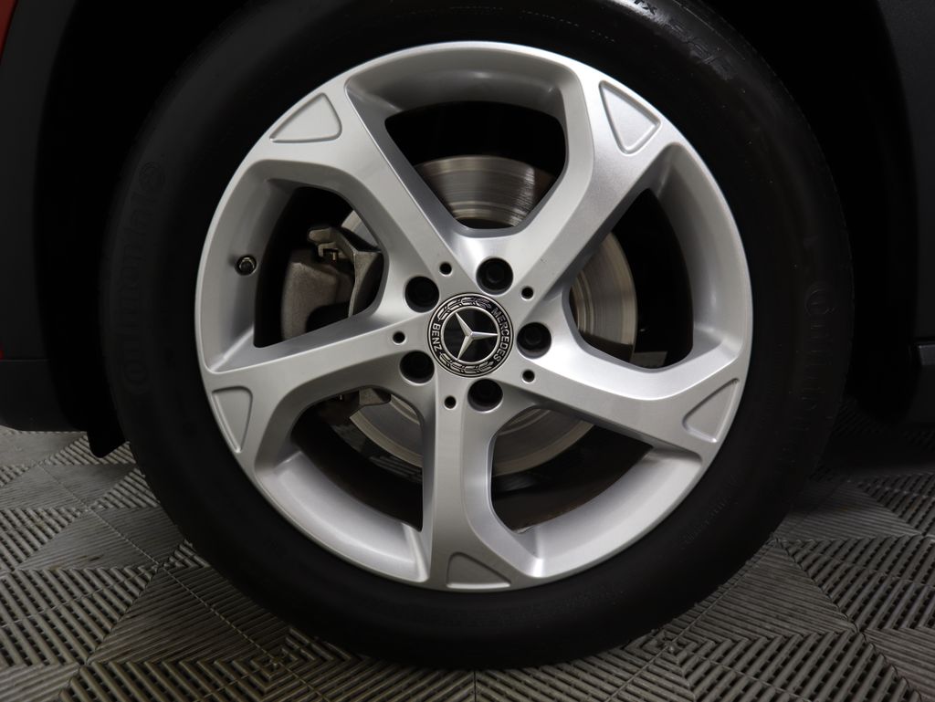 Thumbnail: 2019 Mercedes-Benz GLA - 32