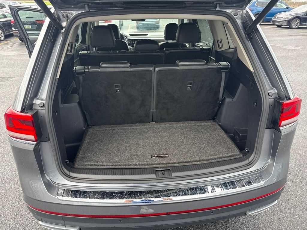 2023 Volkswagen Atlas 2.0T SE w/Technology Gray at Subaru and VW of Moon Township