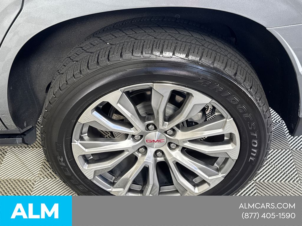 Used 2023 Silver GMC Denali image 23