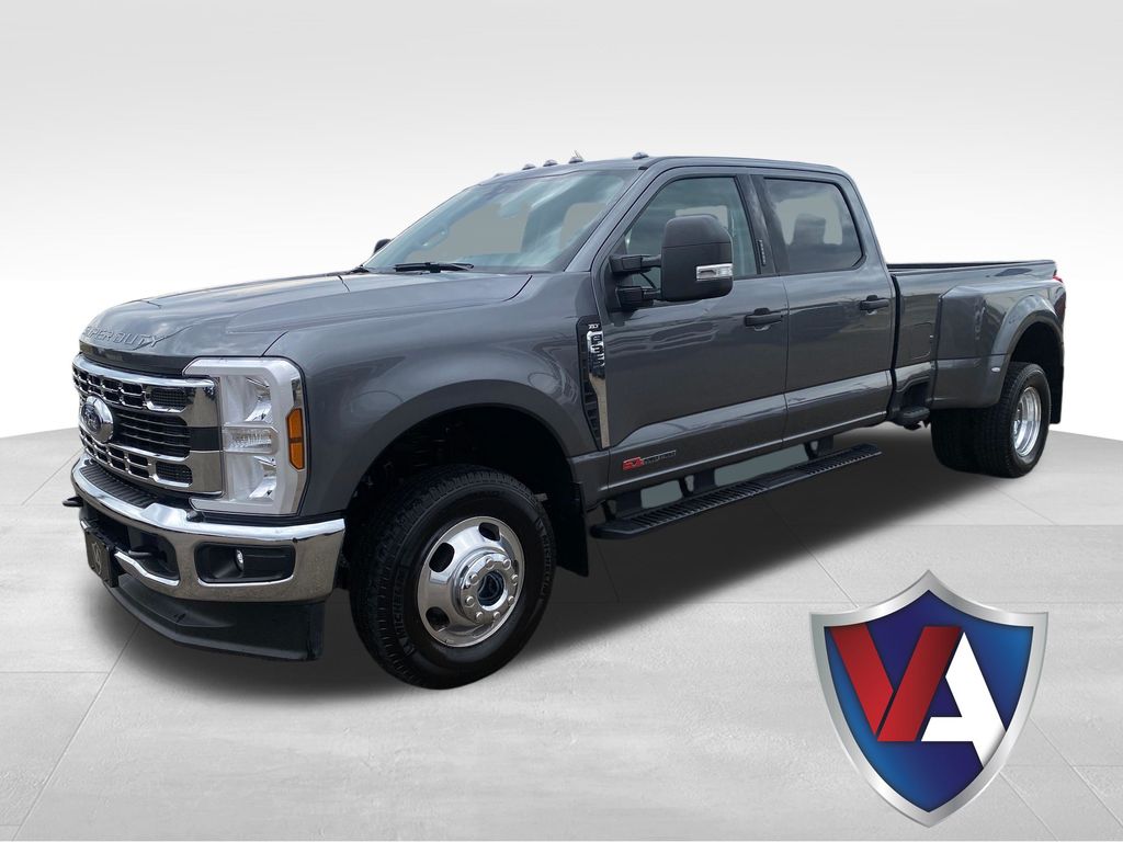 Carbonized Gray Metallic 2024 Ford F-350 Super Duty XLT Crew Cab LB DRW 4WD Pickup Truck Four-Wheel Drive Automatic
