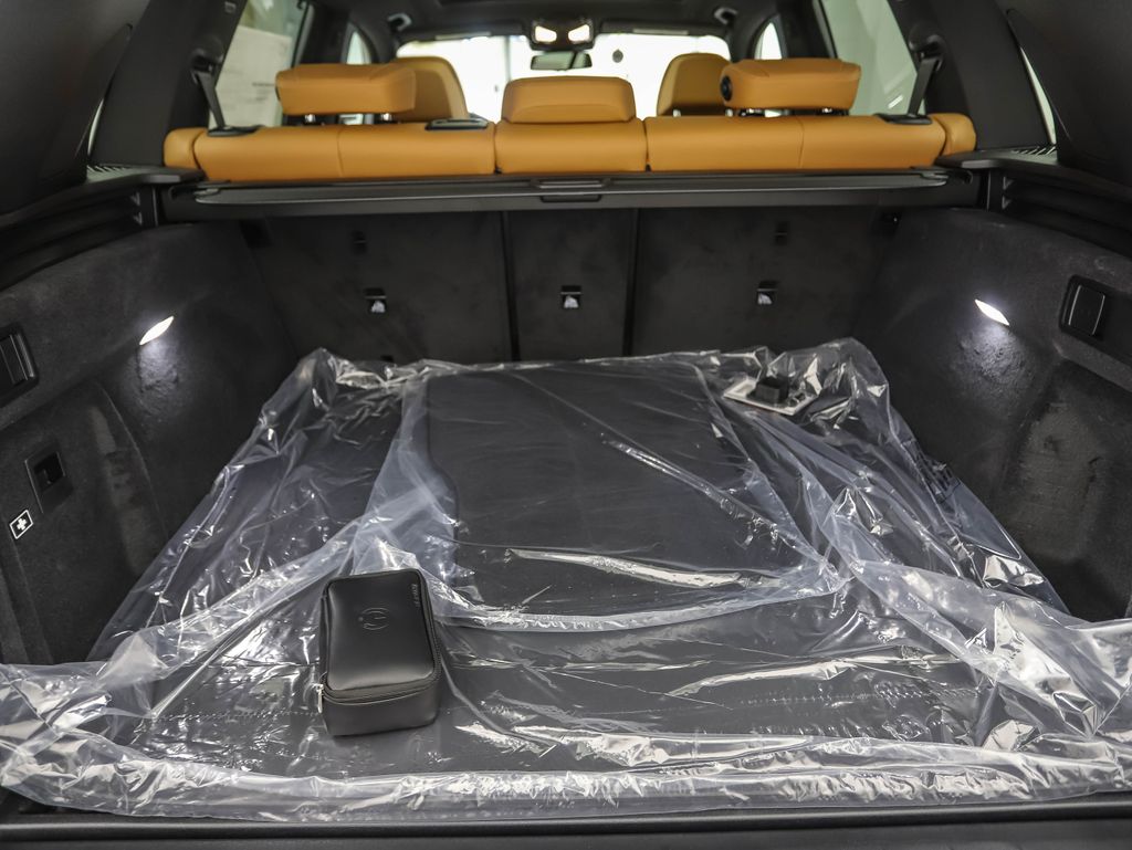 Thumbnail: 2026 BMW X5 - 24