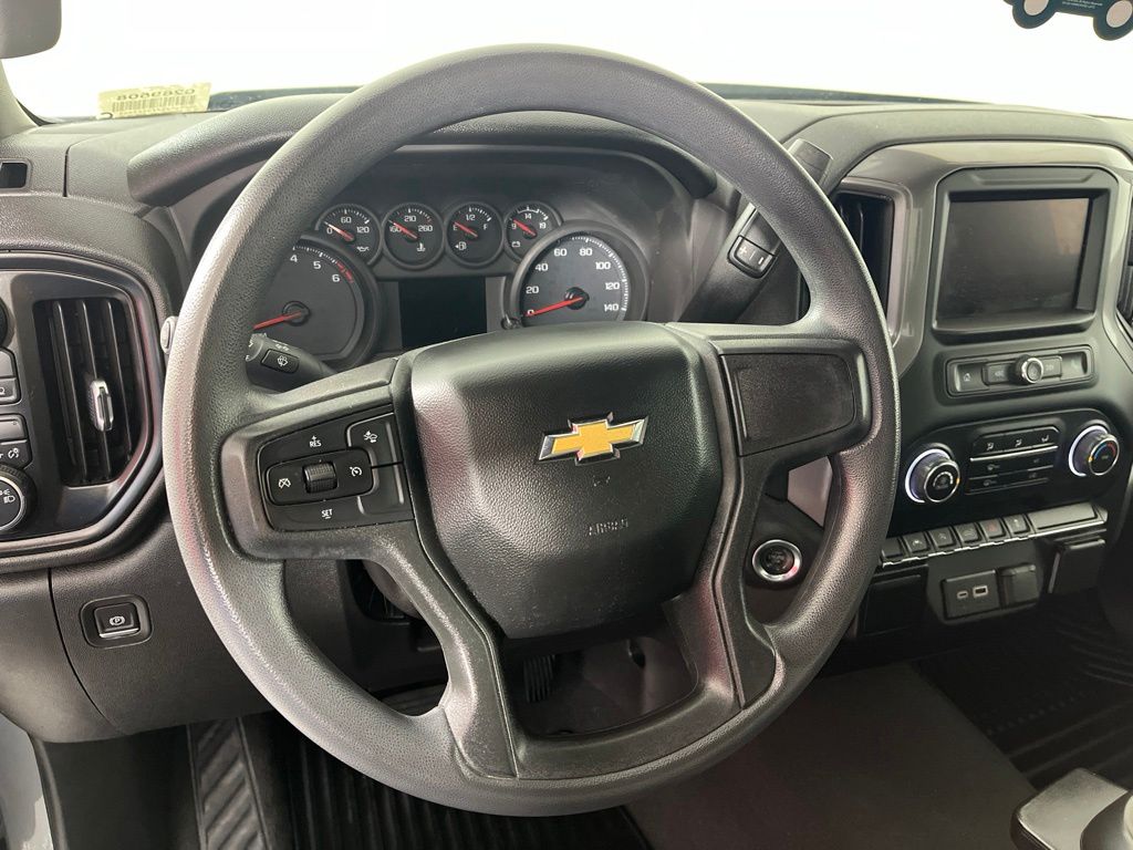 Thumbnail: 2023 Chevrolet Silverado 1500 - 24