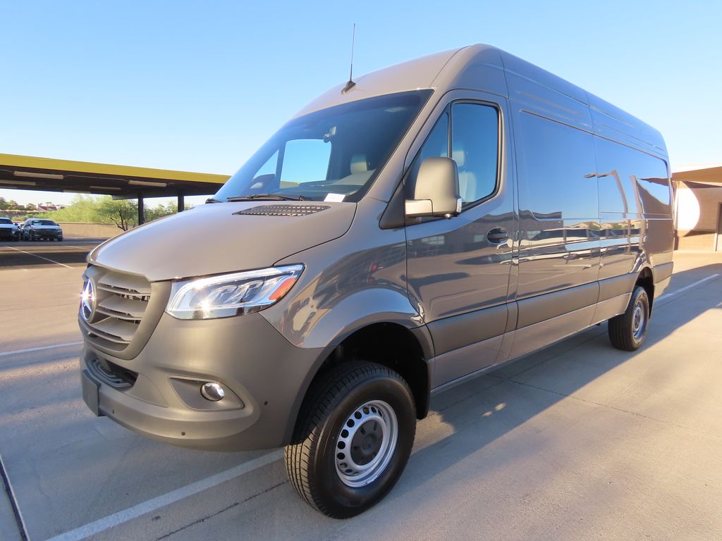 Thumbnail: 2025 Mercedes-Benz Sprinter - 1