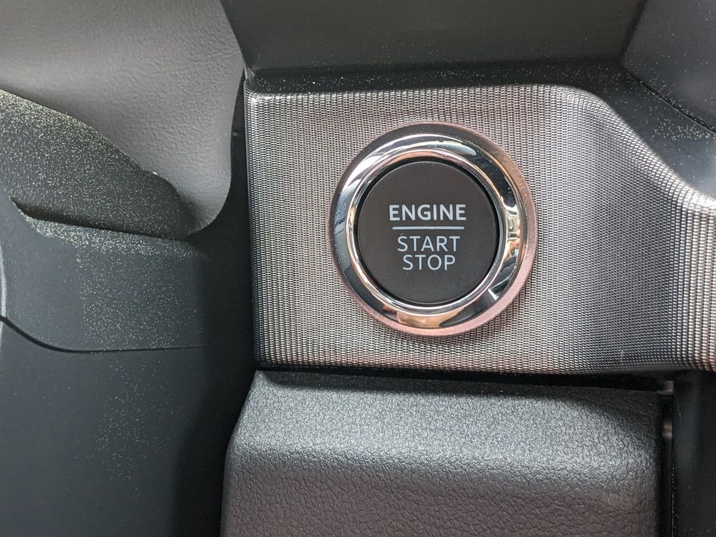 2025 Ford F-250 Super Duty Platinum