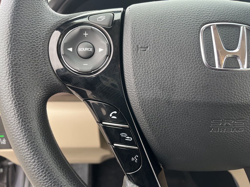 Thumbnail: 2017 Honda Accord - 21