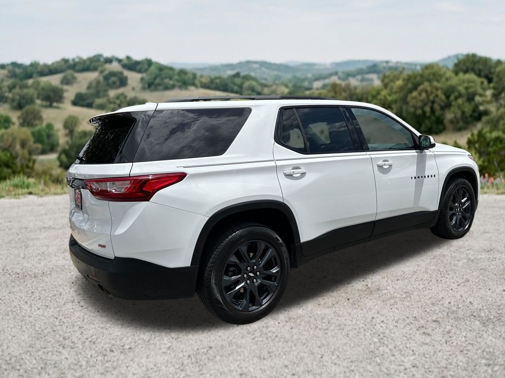 Used Car 2021 Chevrolet Traverse  Rs For Sale Under $30,000 In Austin, Texas