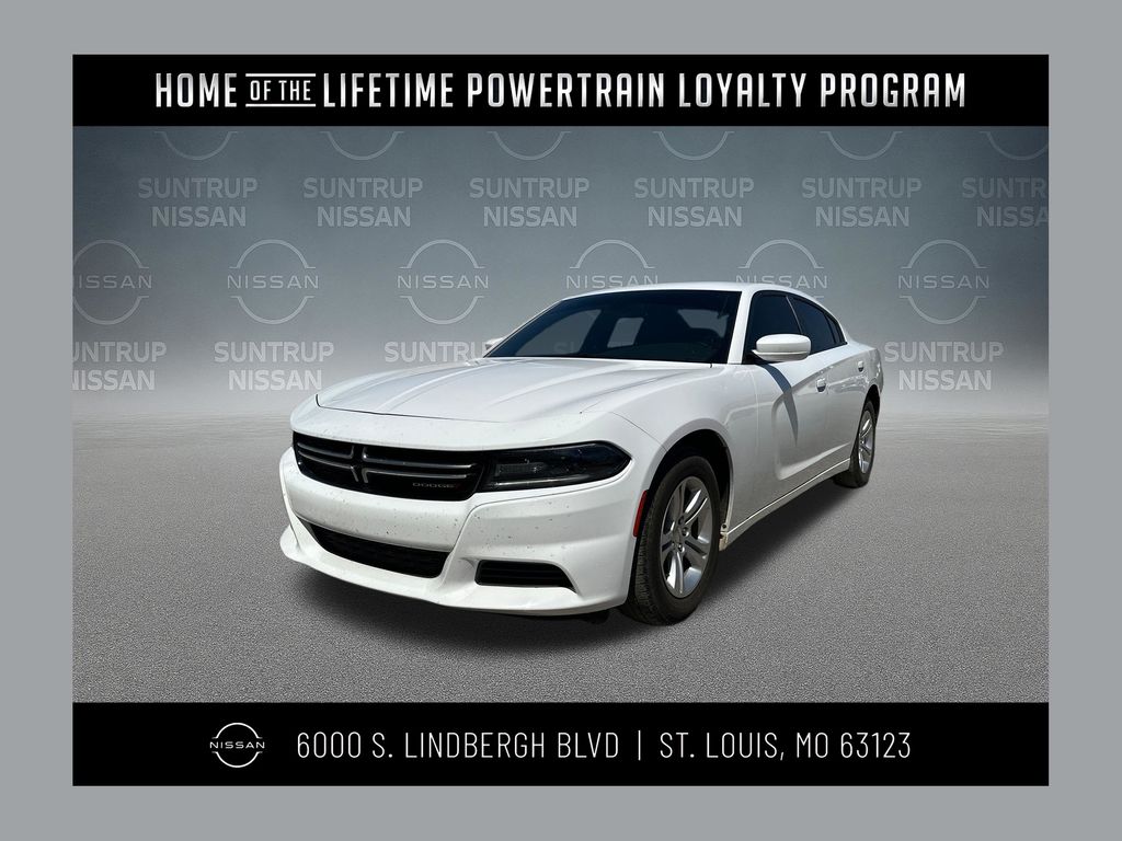 White Knuckle Clearcoat 2017 Dodge Charger SE RWD Sedan Rear-Wheel Drive 8-Speed Automatic