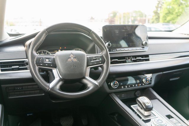 2023 Mitsubishi Outlander SE Gray at Subaru and VW of Moon Township