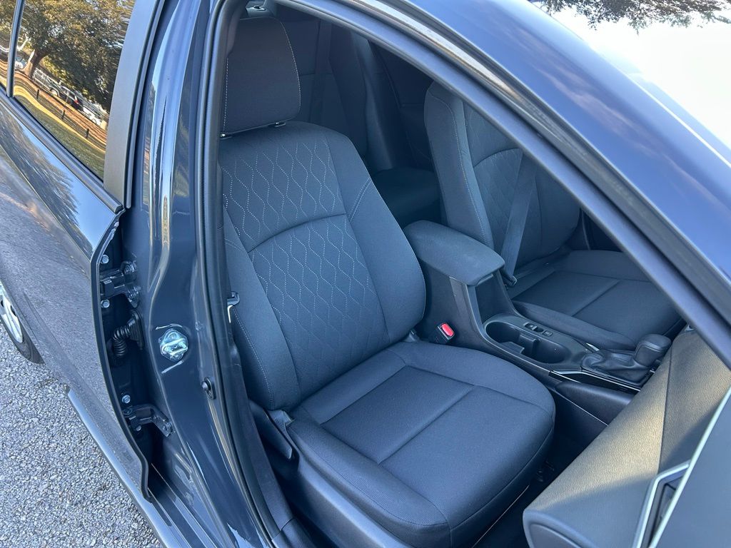 Thumbnail: 2025 Toyota Corolla - 15